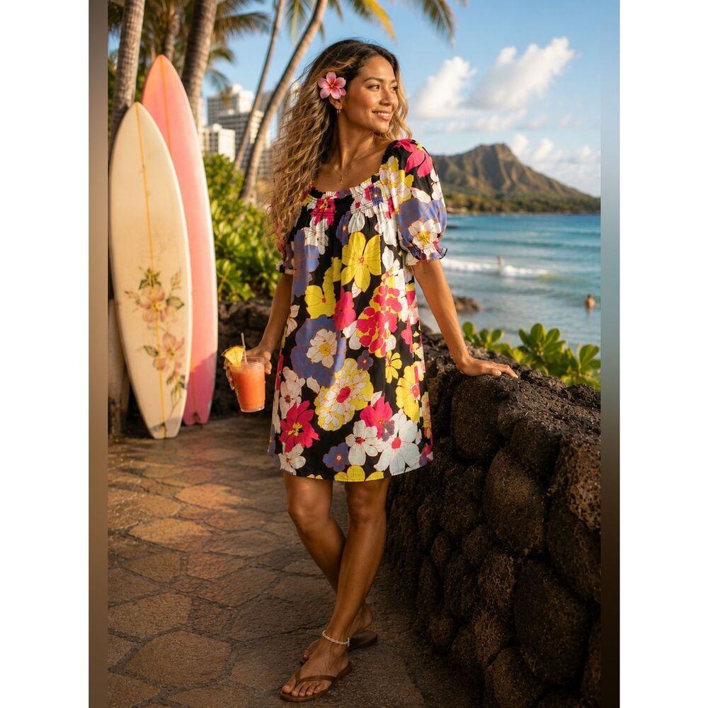 Modcloth Summertime Garden Stories
Smocked Mini Dress Honolulu Floral M NWOT